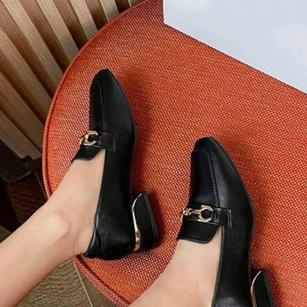 Amiroa - China Women Black Snaffle Decor Flats, Fashionable Square Toe Flat Loafers