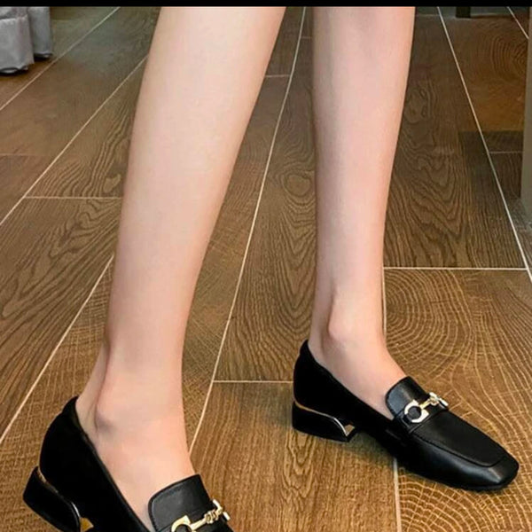 Amiroa - China Women Black Snaffle Decor Flats, Fashionable Square Toe Flat Loafers