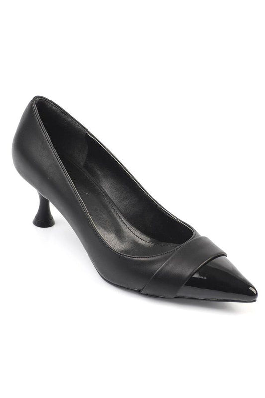 Aurora - Turkish Capone Pointed Toe Patent Leather Detailed Mid Heel Women's Shoes